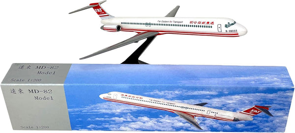 フィンエアー MD-80(DC-9-82)ダイキャストモデル 1/200 サンタ McDonnell Douglass MD-82 (MD-80) Far Eastern Air Transport