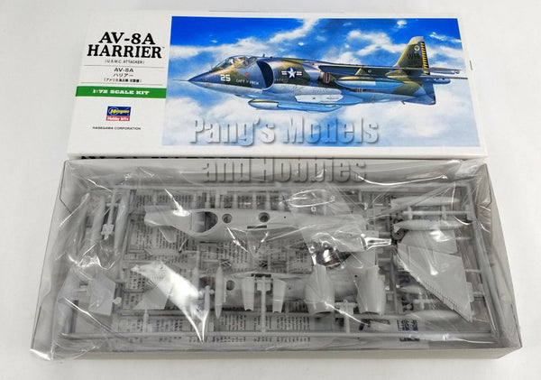 AV-8 AV-8A Harrier USMC 1/72 Scale Plastic Model Kit (Assembly