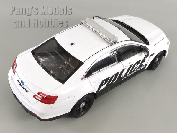 Ford Police Interceptor - White 1/24 Diecast Metal Model by