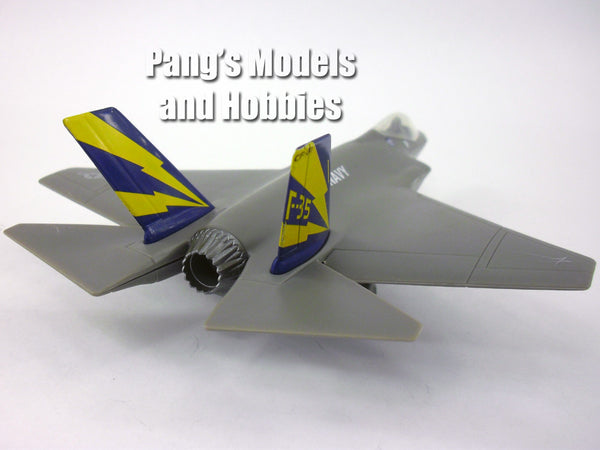 Lockheed Martin F-35C F-35 Lightning II US NAVY 1/74 Scale Model