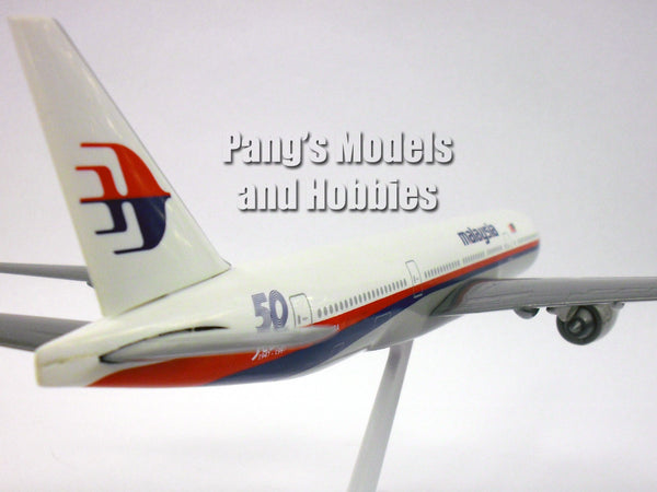 Boeing 777-200 Malaysia Airlines 50th Anniversary 1/200 by Flight