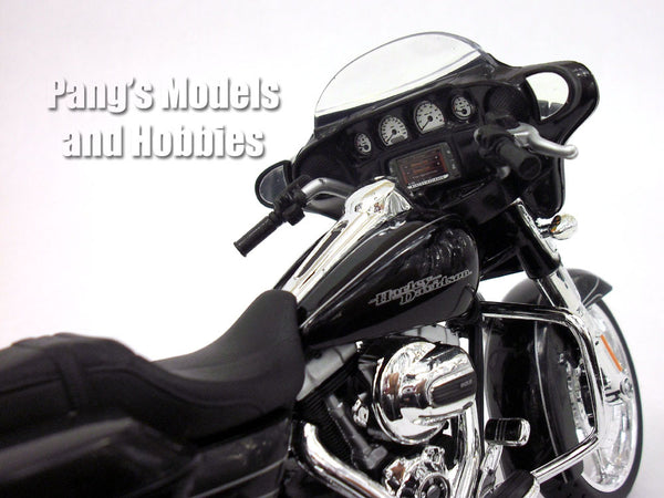Harley Davidson Street Glide Special 2015 1/12 Scale Diecast