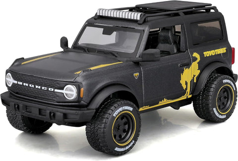 Ford 2021 Bronco Badlands - Toyo Tires - 1/24 Scale Diecast Metal Model by Maisto