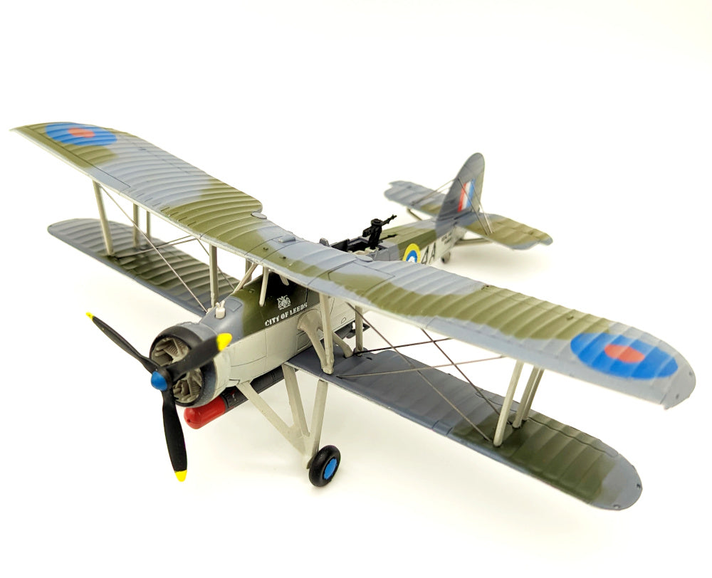 1:72 Diecast Military Model: Fairey Swordfish Biplane Torpedo Bomber Aircraft - LUPPA Collection With Stand