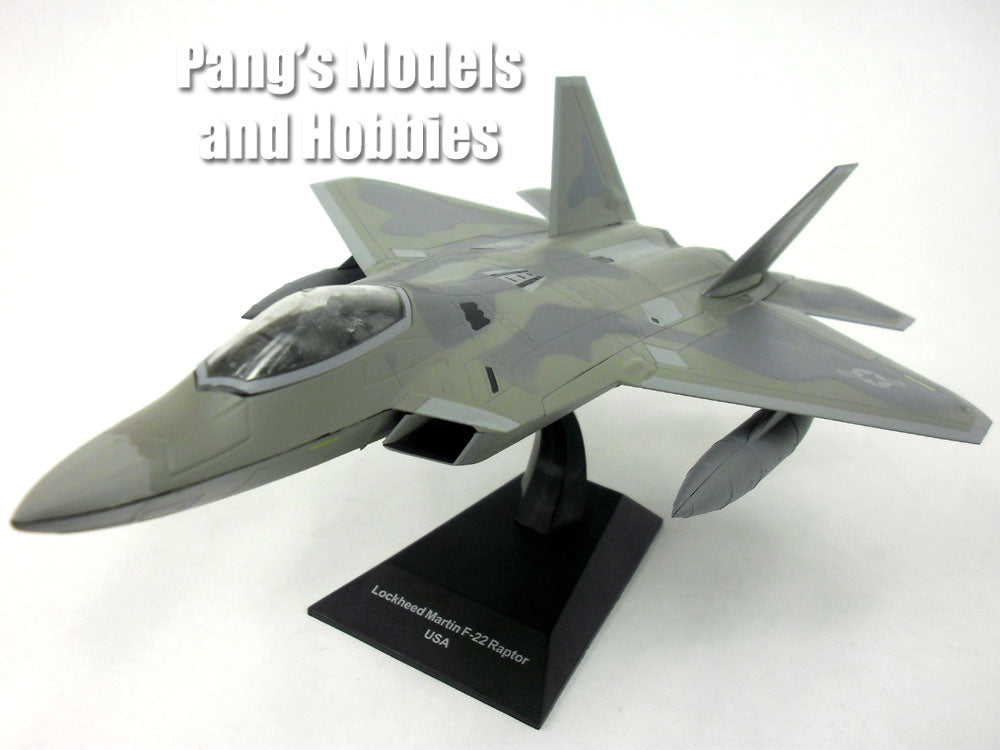 Lockheed Martin F-22 Raptor 1st FW, 94th FS "Hat in the Ring"  Langley AFB, VA, USAF 1/72 Scale Diecast Model by Militaria