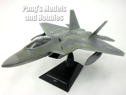 Lockheed Martin F-22 Raptor 1st FW, 94th FS "Hat in the Ring"  Langley AFB, VA, USAF 1/72 Scale Diecast Model by Militaria