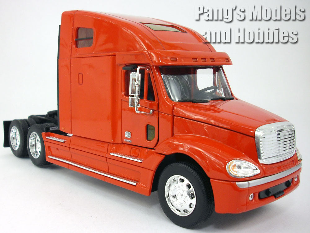 Freightliner Columbia Extended Cab - RED - 1/32 Scale Diecast Metal and Plastic Model by Welly
