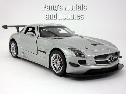 2011 Mercedes-Benz SLS AMG GT3 - SILVER - 1/24 Scale Diecast Metal Model by Motormax