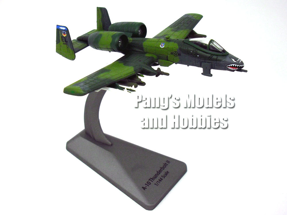 Fairchild Republic A-10 Thunderbolt II Warthog - 74TH TFS, 23RD FW, ENGLAND AFB, 1989, USAF 1/144 Scale Diecast Mode by Air Force 1