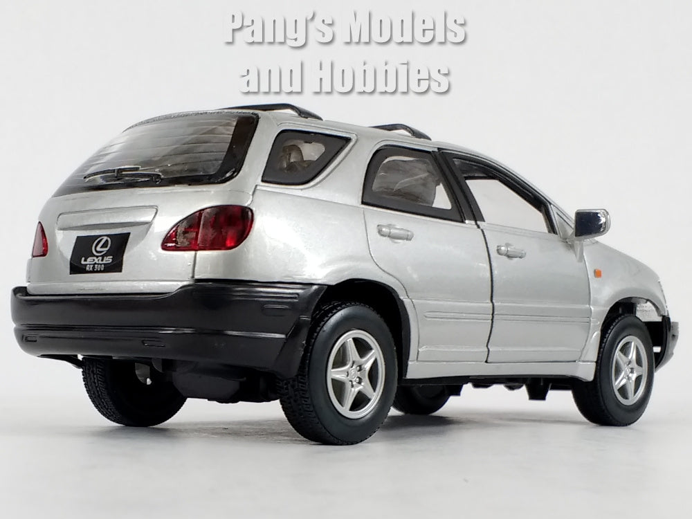 2000 Lexus RX300 - Silver - 1/24 Scale Diecast Model by Smart Toys ...