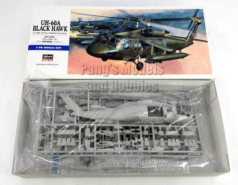 UH-60 Black Hawk Helicopter US Army 1/72 Scale Plastic Model Kit (Assembly Required) by Hasegawa