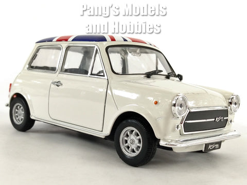 Mini Cooper 1300  - White - 1/24 Diecast Metal Model by Welly