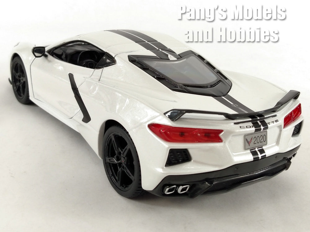 Maisto 1/24 Chevrolet Corvette 2020 Stingray Coupé Z51 Color Blanco Maisto 1/24 Chevrolet Corvette 2020 Stingray Coupé Z51 Color Blanco