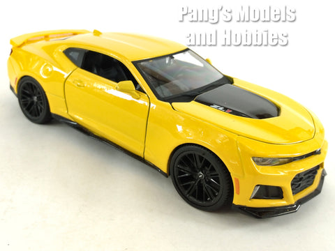 2017 Chevy Camaro ZL1 Yellow  1/24  Scale Diecast Metal Model by Maisto