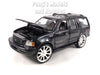 2000 Ford Expedition XLT - 1/24 Scale Diecast Metal Model by Motormax