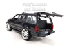 2000 Ford Expedition XLT - 1/24 Scale Diecast Metal Model by Motormax