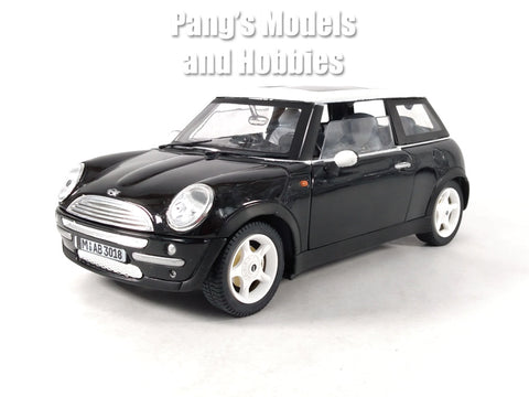 2001 Mini Cooper Mini Hatch - BLACK - 1/18 Diecast Metal Model by Smart Toys