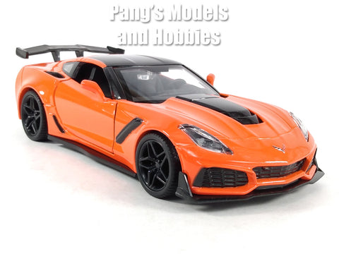 2019 Chevrolet Corvette C7 ZR1 - ORANGE - 1/24 Diecast Metal Model by MotorMax