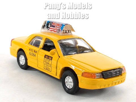 5 Inch Taxi NYC Taxi Cab 1/42 Scale Diecast Metal Model by Kinsmart