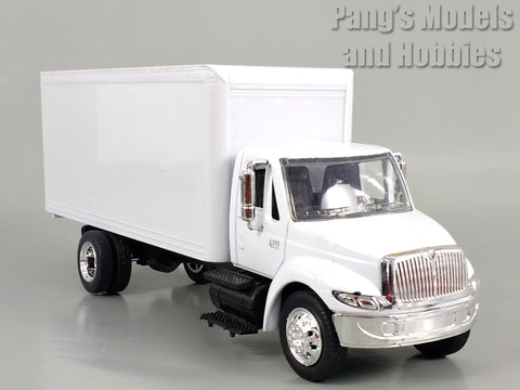 International 4200 Delivery Box Truck 1/43 Scale Diecast Metal Model by NewRay