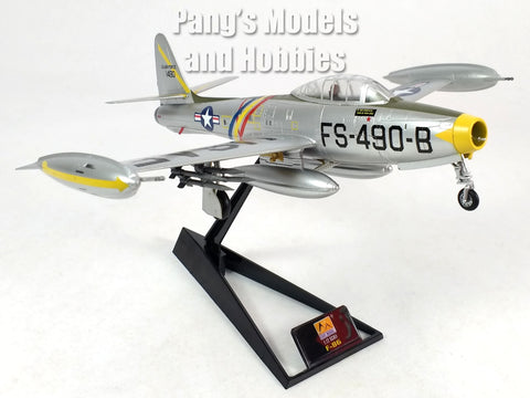 Republic F-84 Thunderjet 523 FES, 1951 - USAF - 1/72 Scale Assembled and Painted Model