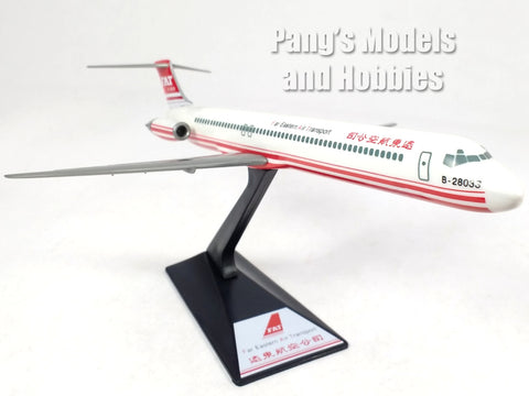 McDonnell Douglass MD-82 (MD-80) Far Eastern Air Transport - FAT - Taiwan 1/200 by Flight Miniatures