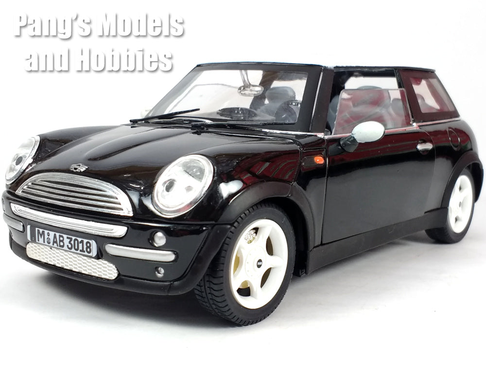 2001 Mini Cooper Mini Hatch w/ Moonroof - BLACK - 1/18 Diecast Metal Model by Smart Toys