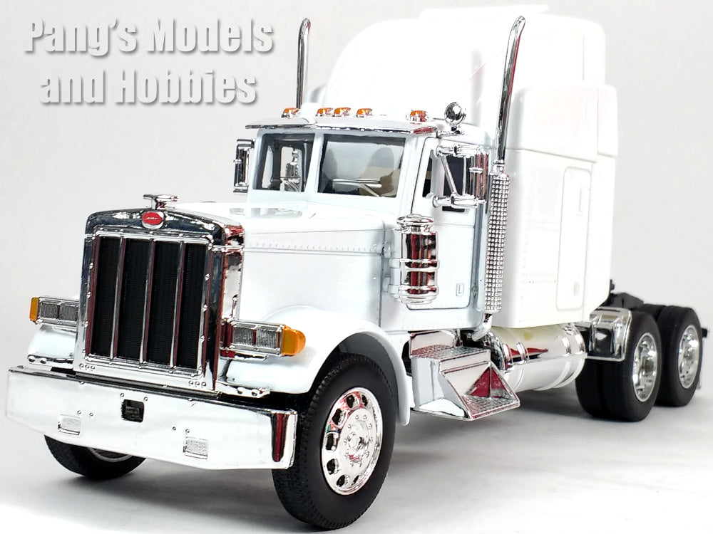 Peterbilt 379 Extended Cab Truck - WHITE - 1/32 Scale Diecast Metal and Plastic Model by Welly