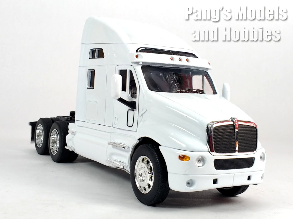 Kenworth T2000 Extended Cab - WHITE - 1/32 Scale Diecast Metal and Plastic Model by Welly