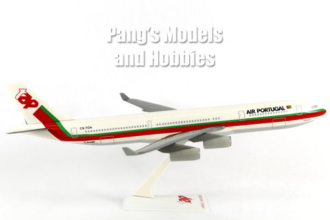 Airbus A340-300 TAP - Air Portugal - Transportes Aéreos Portugueses  1/200 Scale by Flight Miniatures