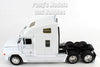 Freightliner Century Class S/T Extended Cab - WHITE - 1/32 Scale Diecast Metal and Plastic Model by Welly