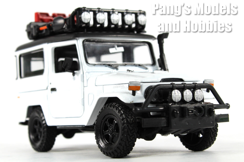 Modellauto Toyota FJ40 Land Cruiser 1974 Offroad grün Modellauto 1:24 Motormax, 32,50 Modellauto Toyota FJ40 Land Cruiser 1974 Offroad grün Modellauto 1:24 Motormax, 32,50