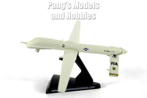 5.25 Inch MD-11 UPS World Services 1/460 Scale Model Airplane by Daron –  Pang's Models and Hobbies