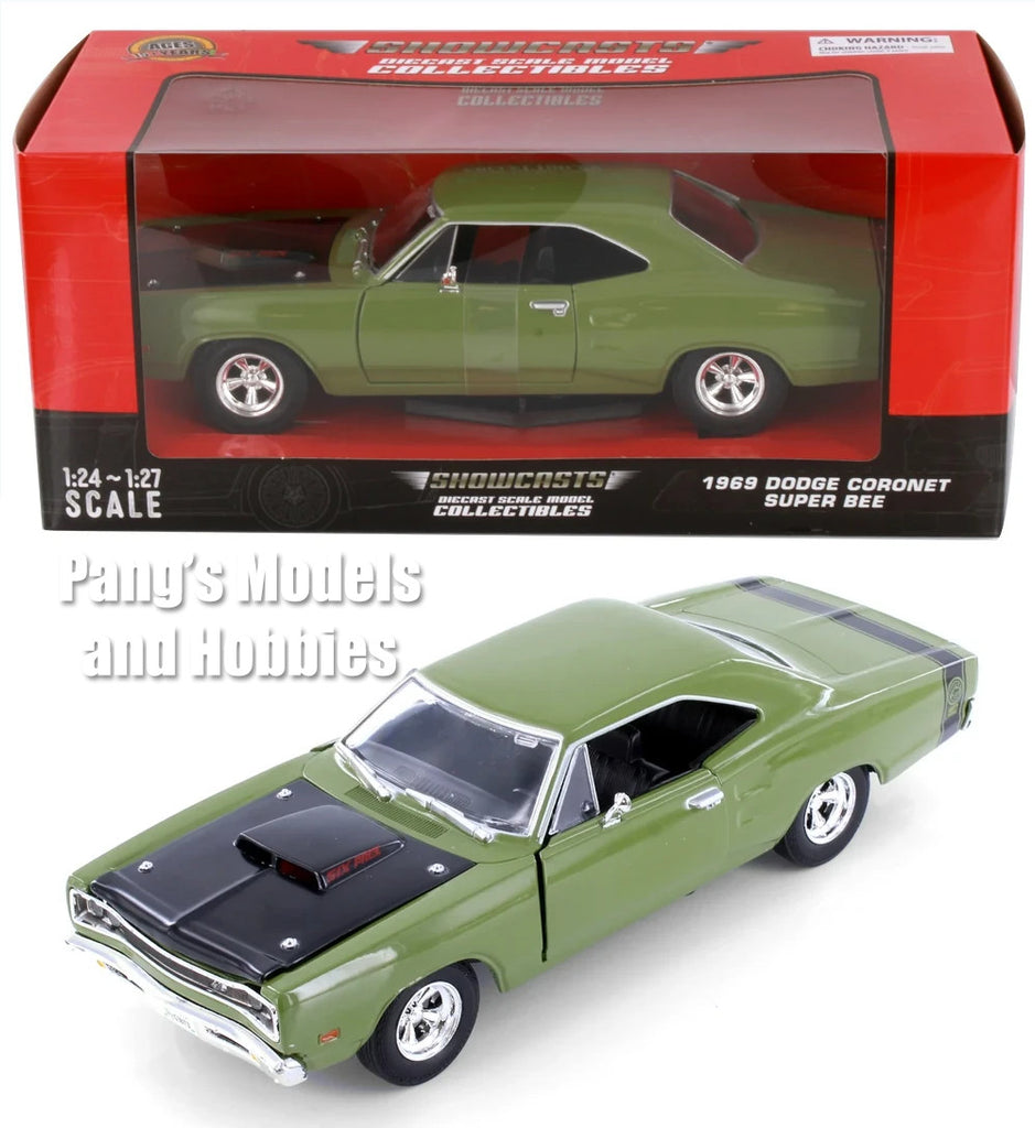 1969 Dodge Coronet Super Bee - GREEN - 1/24 Scale Diecast Model by Showcasts w/ BOX