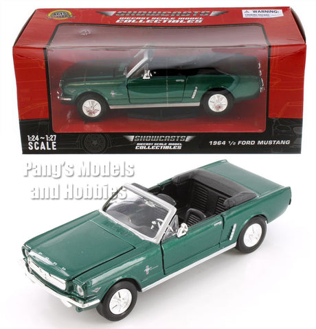 1964 1964 1/2 Ford Mustang Convertible - GREEN - 1/24 Diecast Metal Model by Showcasts w/ BOX