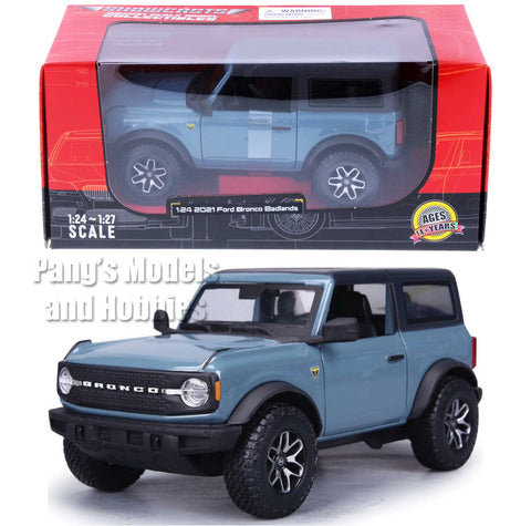 Ford 2021 Bronco Badlands - Blue - 1/24 Scale Diecast Metal Model by Maisto