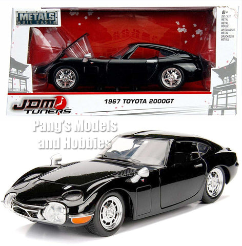 1967 Toyota 2000GT 1/24 Scale Diecast Metal Model by Jada