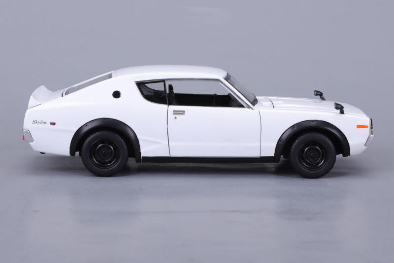 Nissan Skyline 2000GT-R - 1973 - 1/24 Scale Diecast Model by