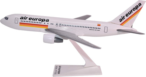 Boeing 767-200 (767) Air Europa 1/200 by Flight Miniatures
