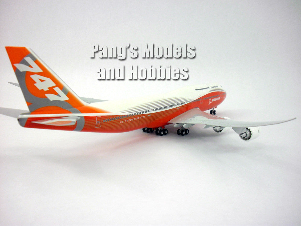 Boeing 747-8 Sunrise Livery Inflight Version 1/200 Scale Model by