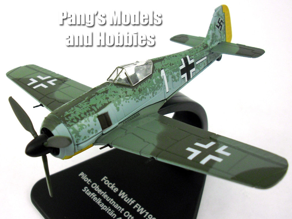 Focke-Wulf Fw-190 1/72 Scale Diecast Metal Model by Oxford 