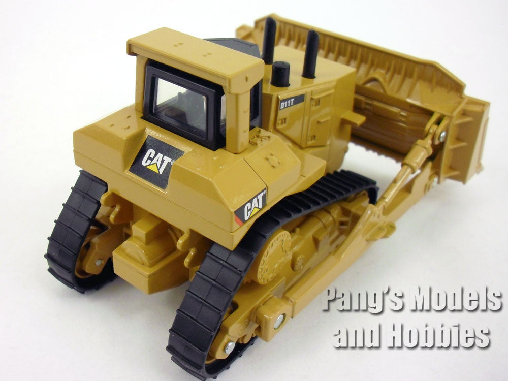CAT D11 (D11T) Bulldozer 1/63 Scale Diecast Metal Model by Toy 