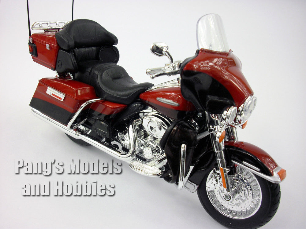 Motorcycles 1: 12 Harley-Davidson Custom - 2013 Flhtk Electra Glide Ultra  Limited