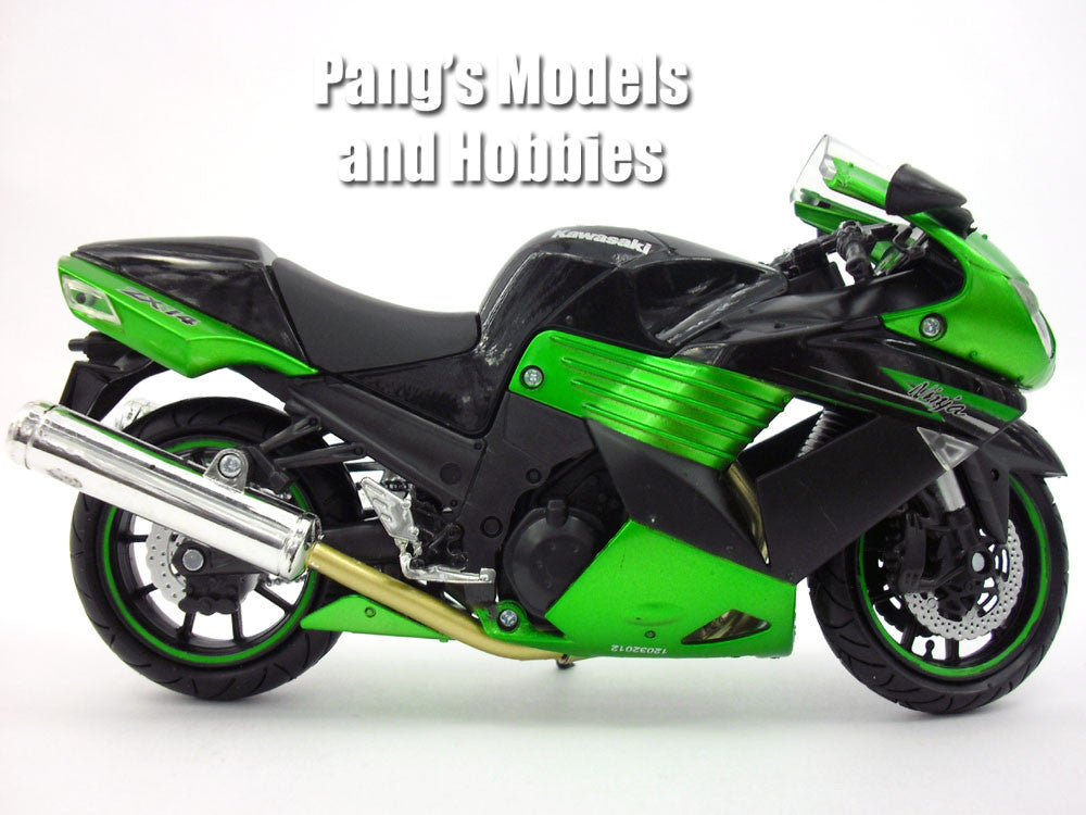 Kawasaki Ninja ZX-14 1/12 Scale Model by NewRay – Pang's Models 