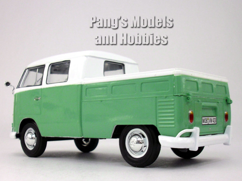 Miniature Volkswagen T1 A 1/24 Motormax Kasten Noire/rouge - Voiture Miniature Volkswagen T1 A 1/24 Motormax Kasten Noire/rouge - Voiture