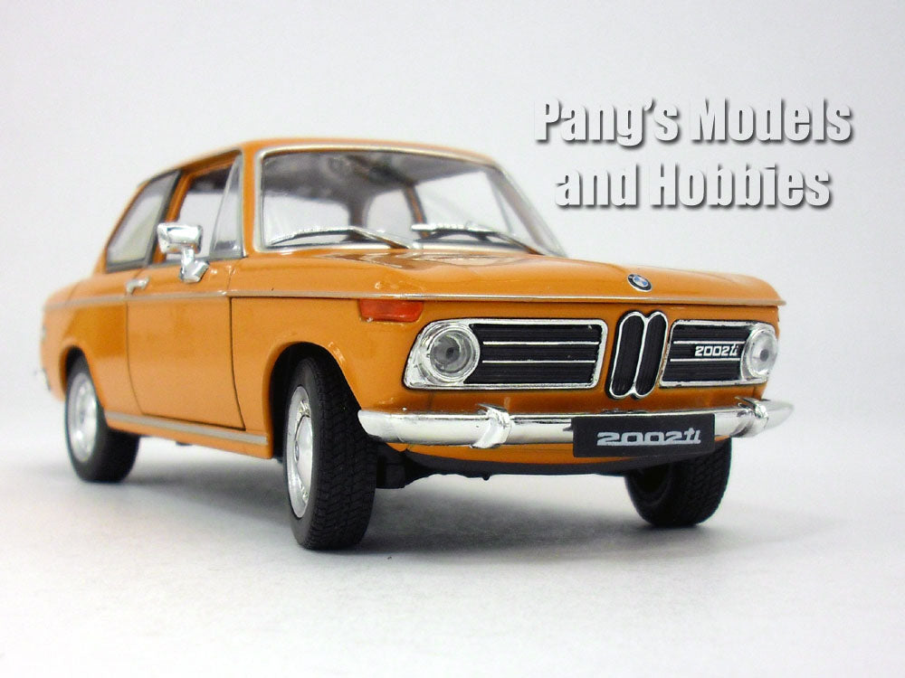 BMW 2002 Ti, Orange, 1968, Modellauto, Fertigmodell, Welly 1:24 : Welly:  : Jeux et Jouets