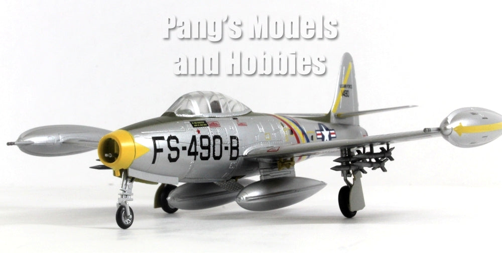 Easy Model USA F-84E 51-490 523 FES LtCol 1/72 飛行機仕上げ飛行機