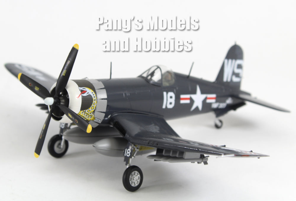 F4U Corsair VMF-323 Death Rattlers - US Marines - USMC - 1/72