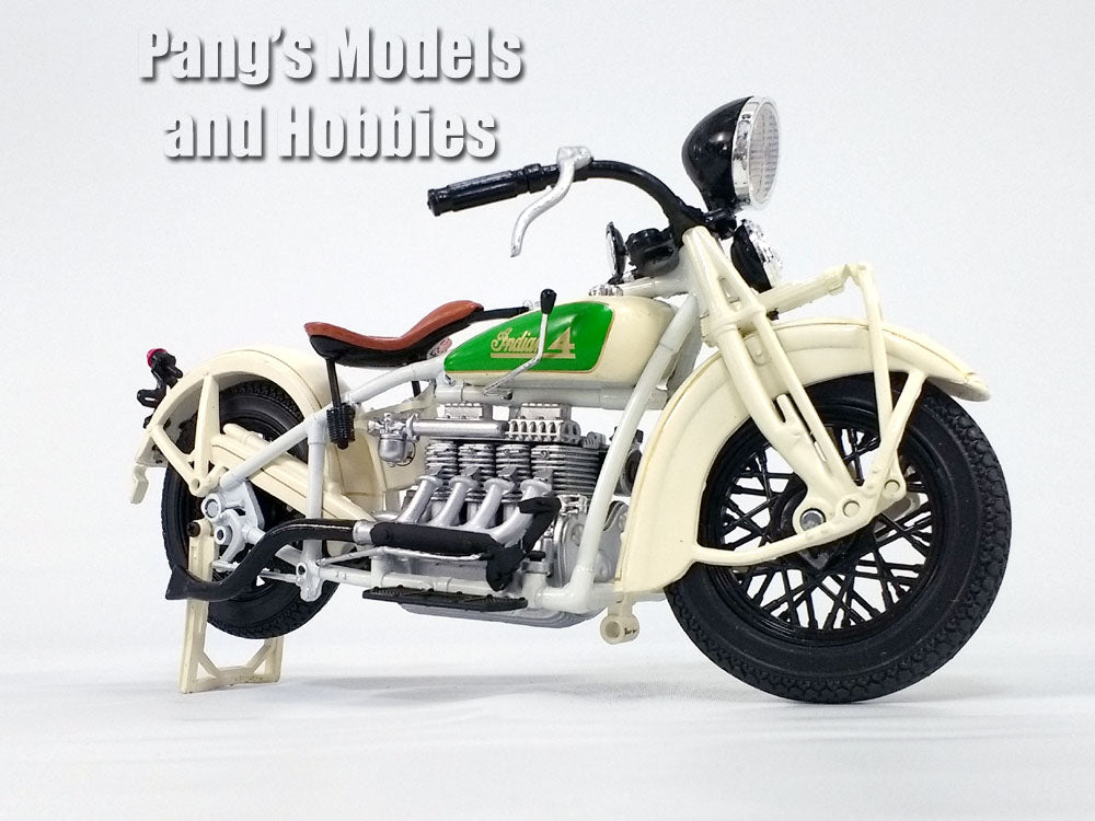Indian Chief Motorcycle - 1930 -1/12 Scale Model by NewRay