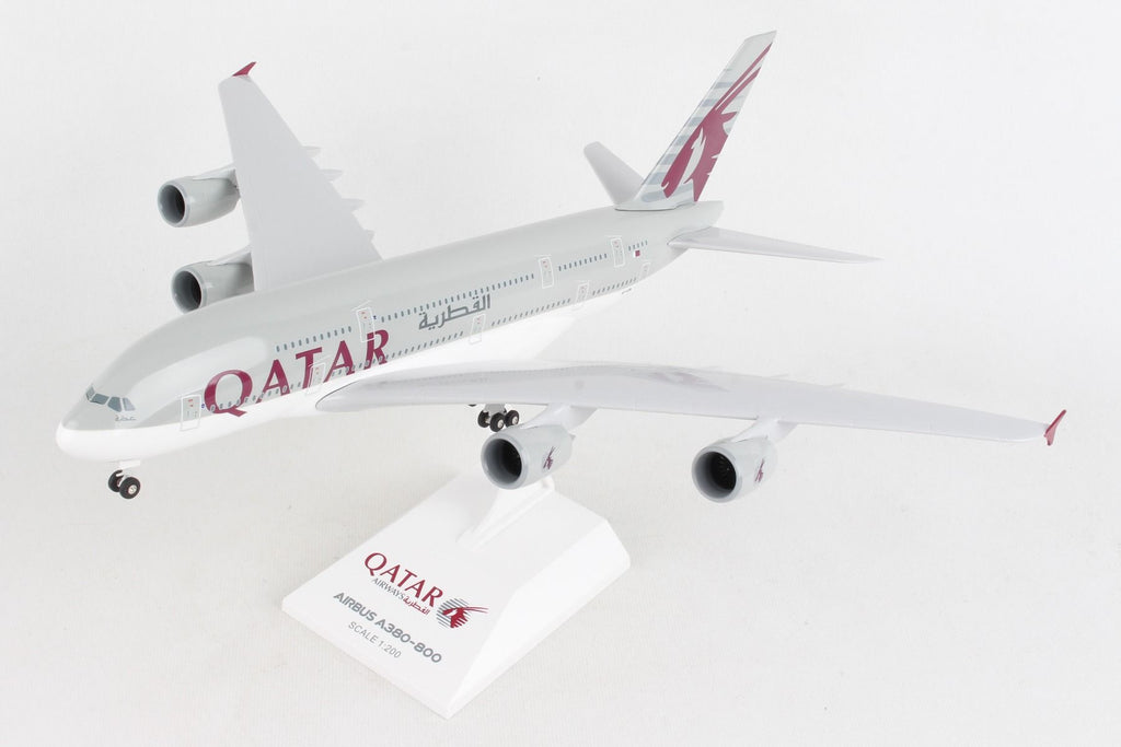 お得なまとめ買い 【大人気】1:200 Qatar Airbus A380型機のレプリカ